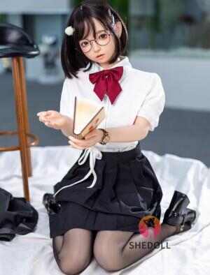 洛小夕 148cm D罩杯 全矽膠 - 可動下巴+學生制服 眼鏡娘 蘿莉巨乳 實體娃娃